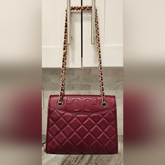 Tory Burch Savannah Convertible Shoulder Bag in Imperial Garnet - Picture 5 of 9